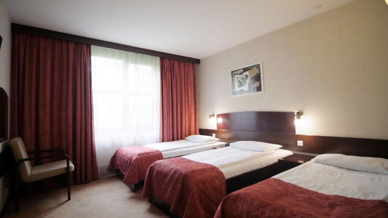 Go Resort Kraków Exteriör bild