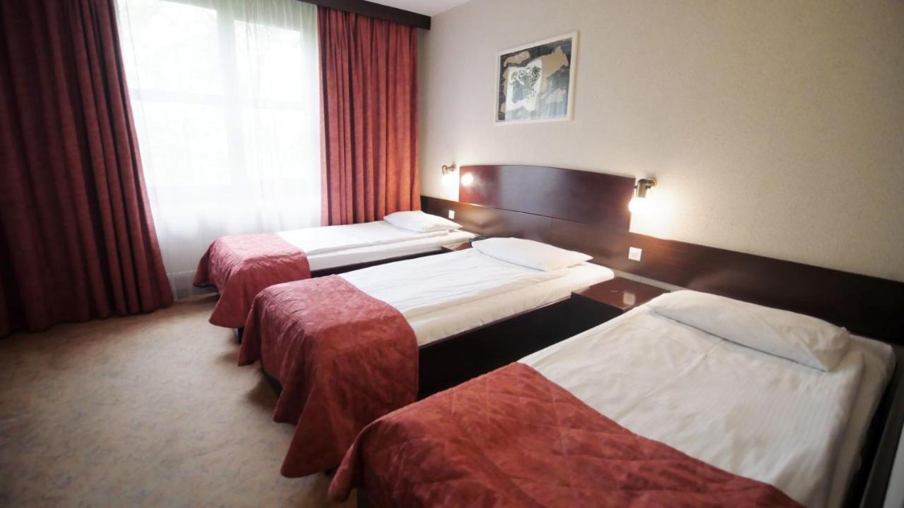 Go Resort Kraków Exteriör bild